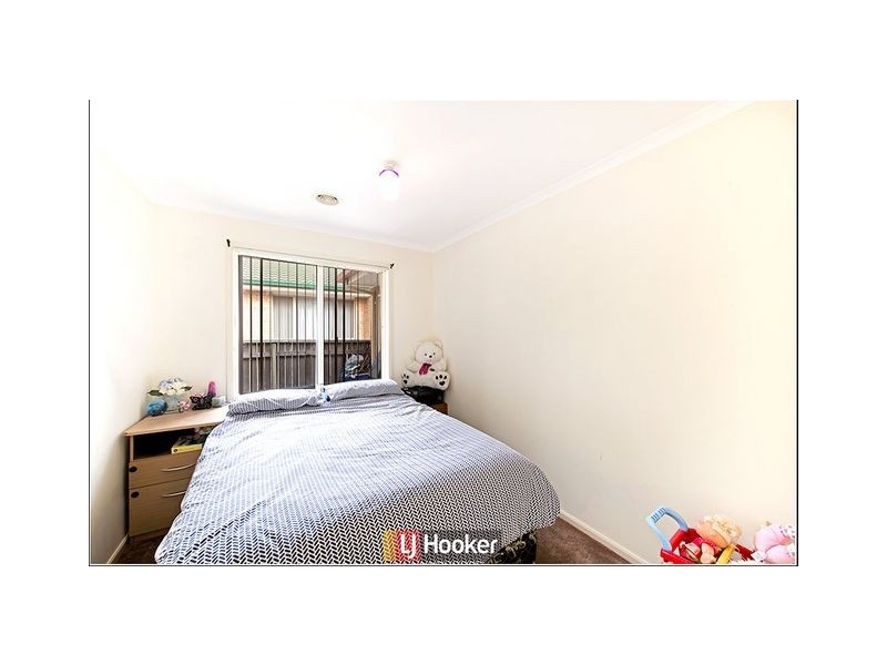13 Akubra Place, Dunlop ACT 2615