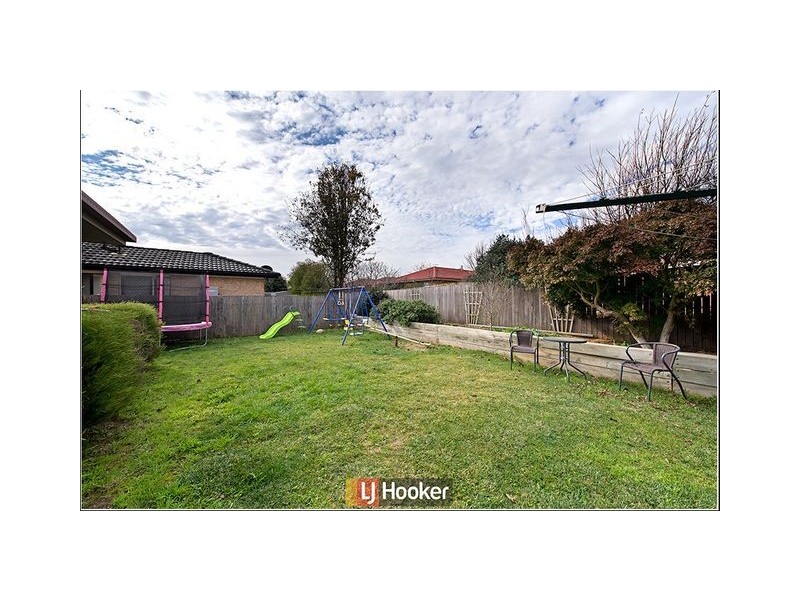 13 Akubra Place, Dunlop ACT 2615