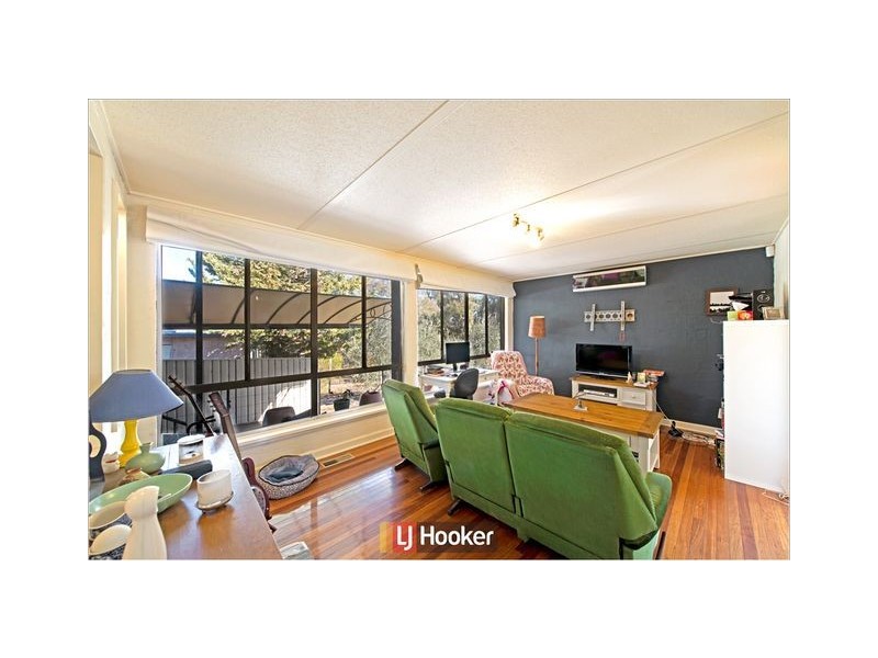 6 Broadbent Street, Scullin ACT 2614