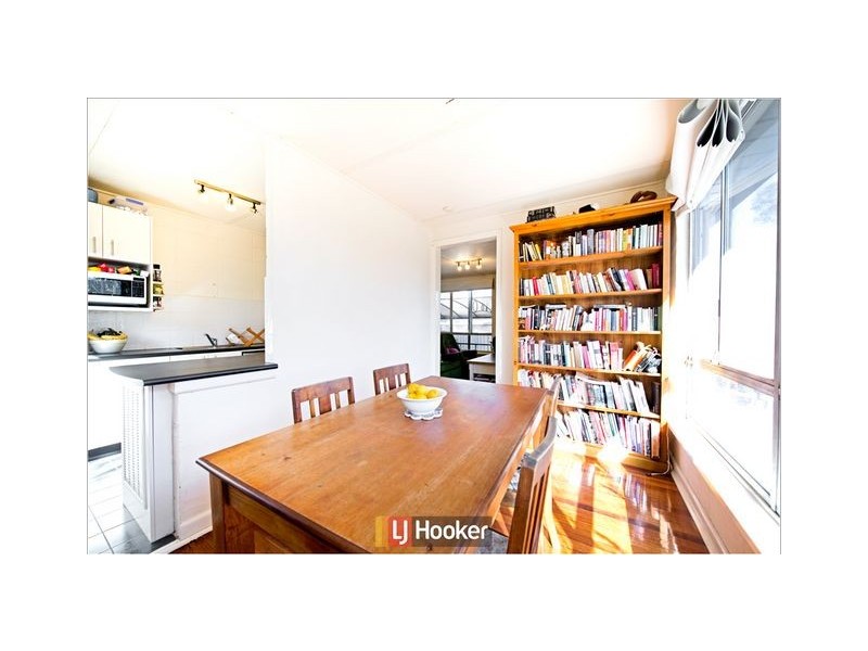 6 Broadbent Street, Scullin ACT 2614