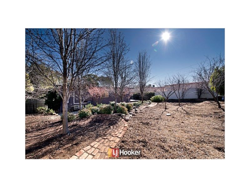 6 Broadbent Street, Scullin ACT 2614