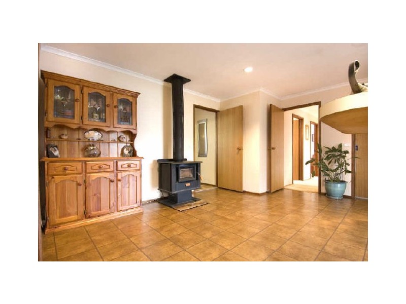 10 Woinarski Place, Latham ACT 2615