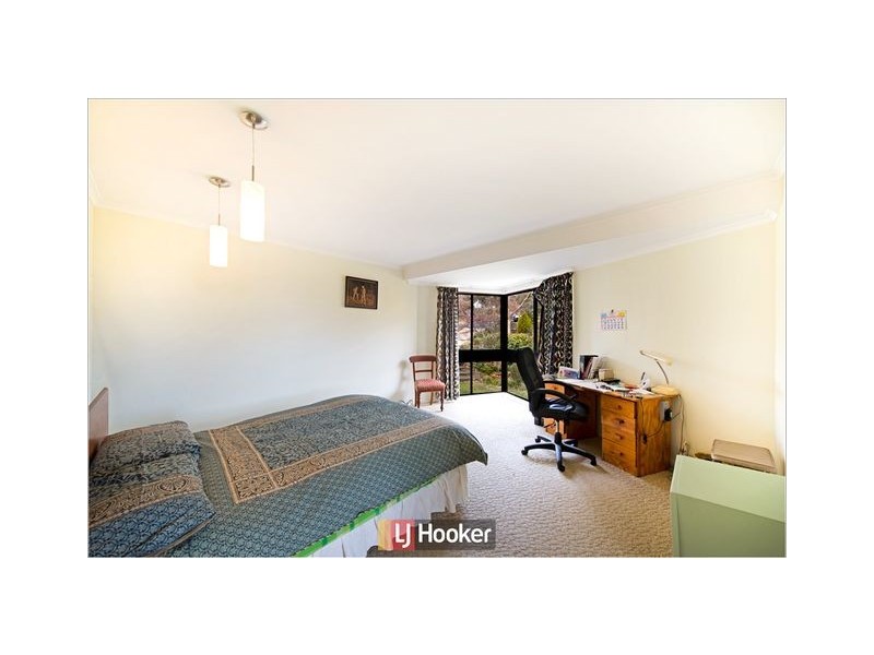 9 Barrett Street, Macgregor ACT 2615