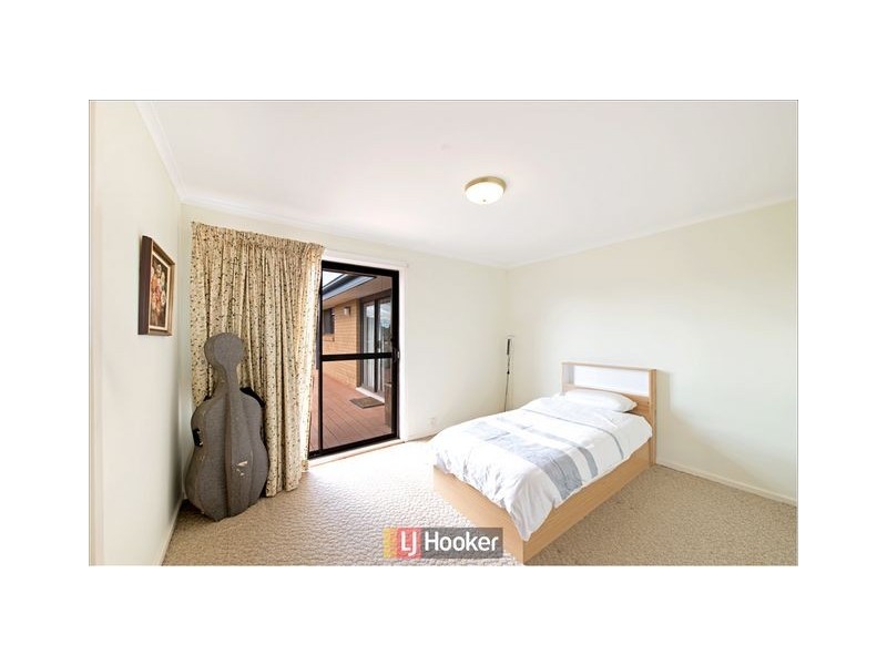 9 Barrett Street, Macgregor ACT 2615