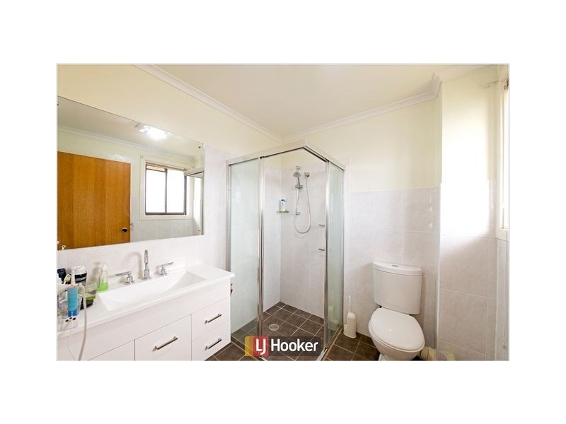 9 Barrett Street, Macgregor ACT 2615