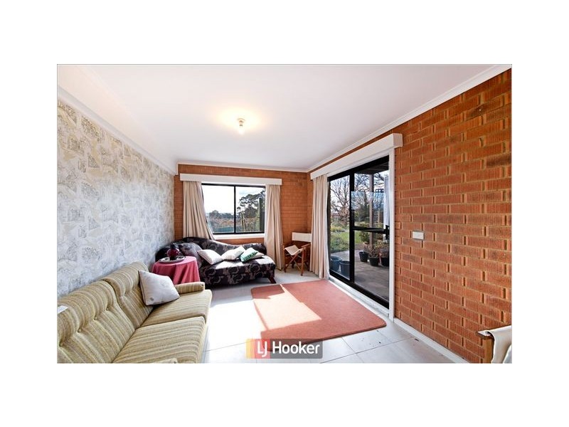 9 Barrett Street, Macgregor ACT 2615
