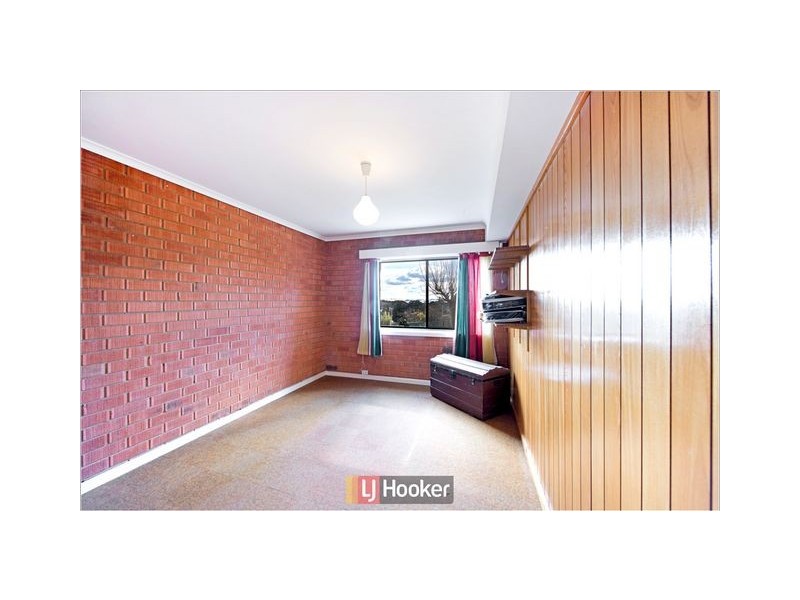 9 Barrett Street, Macgregor ACT 2615