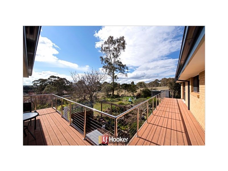 9 Barrett Street, Macgregor ACT 2615
