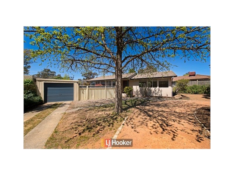 4 Bunton Place, Holt ACT 2615