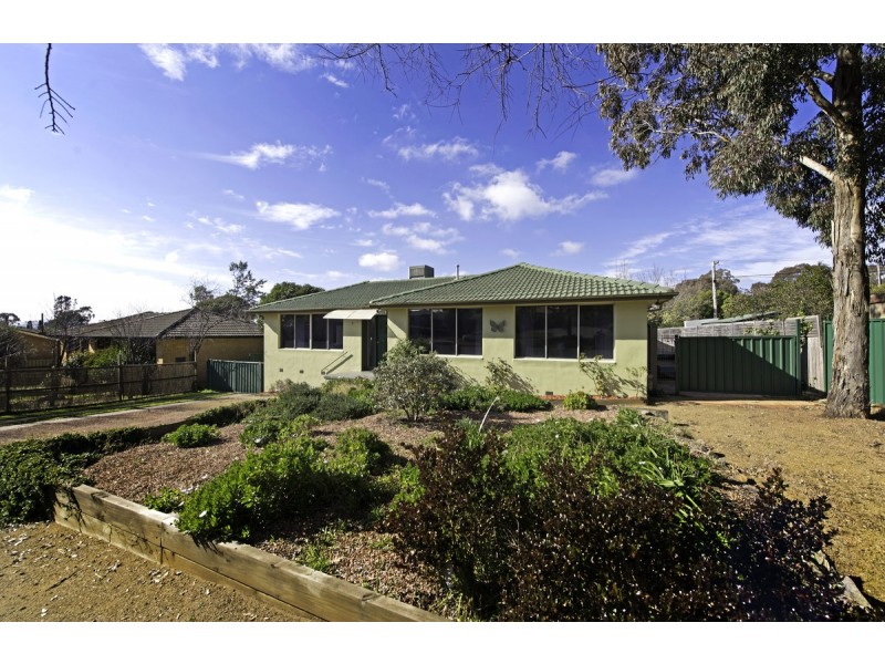 4 Macnaughton Street, Higgins ACT 2615