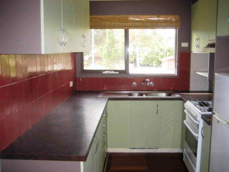 15 Geeves Court, Charnwood ACT 2615