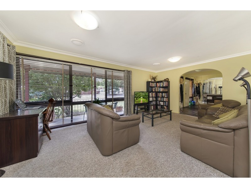 14 Hayward Street, Macgregor ACT 2615