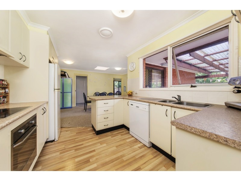 14 Hayward Street, Macgregor ACT 2615