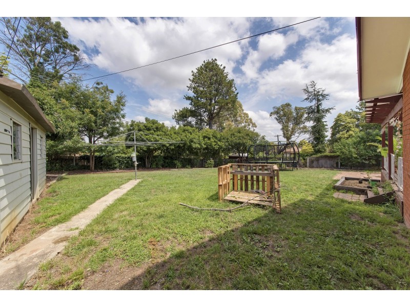 14 Hayward Street, Macgregor ACT 2615