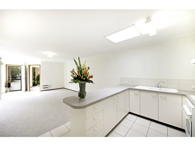 17/12 Luke Street, Holt ACT 2615