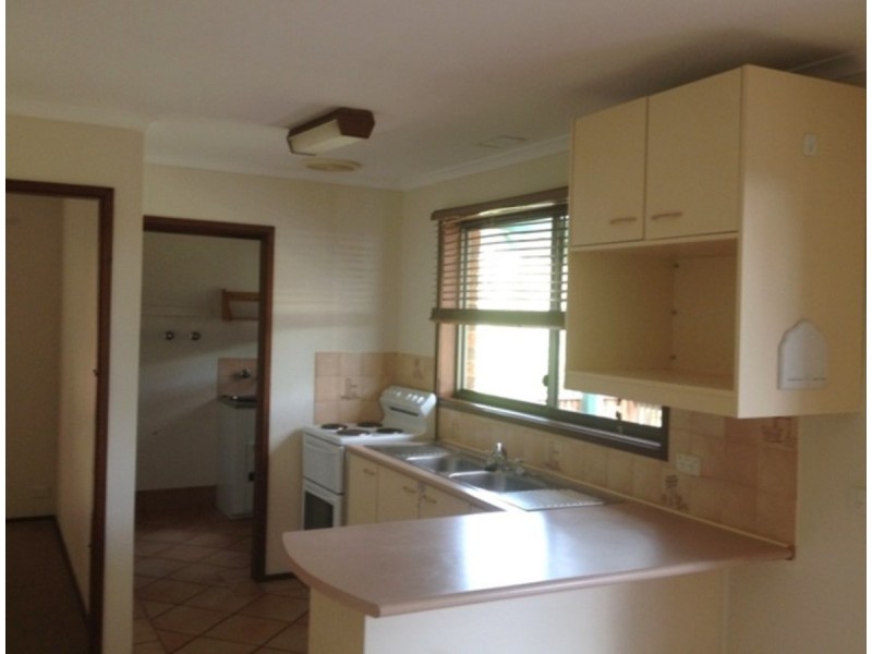 4 Mcarthur Place, Latham ACT 2615
