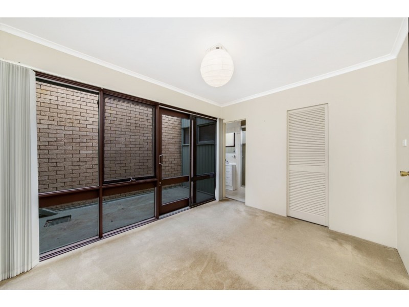 42 Gillespie Street, Weetangera ACT 2614