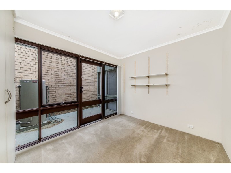 42 Gillespie Street, Weetangera ACT 2614