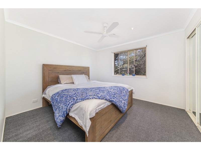 2 Leason Close, Dunlop ACT 2615