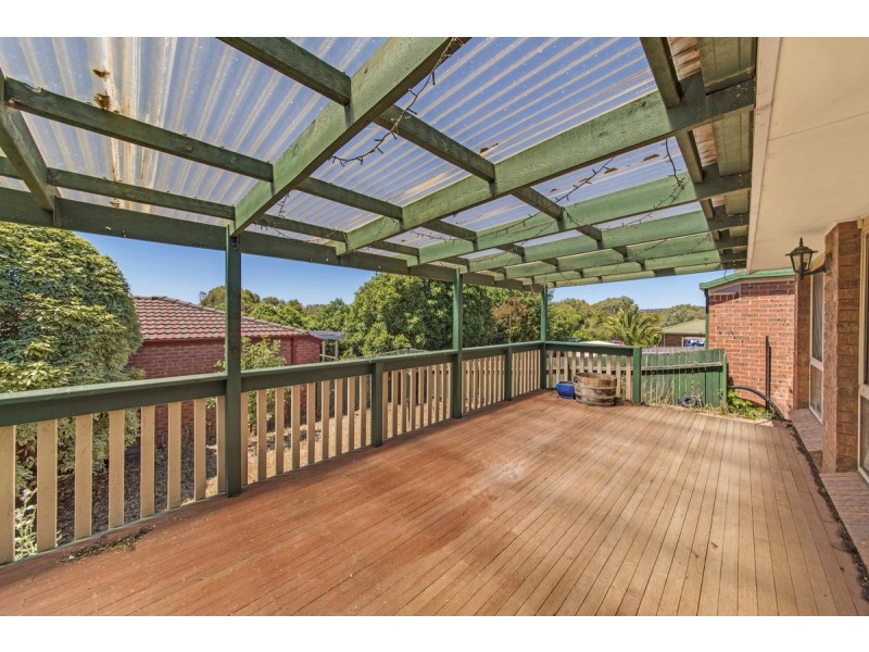 2 Leason Close, Dunlop ACT 2615