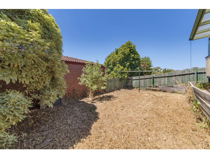 2 Leason Close, Dunlop ACT 2615