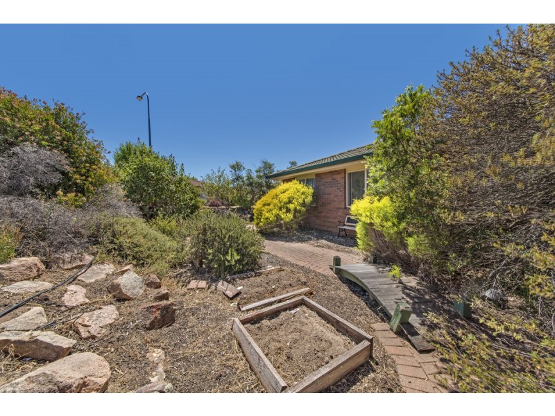 2 Leason Close, Dunlop ACT 2615