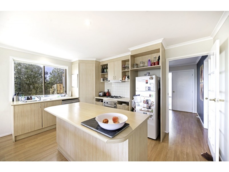 104 Hugh Mckay Crescent, Dunlop ACT 2615