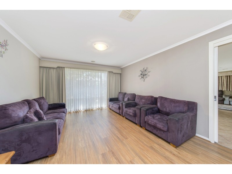 50 Lance Hill Avenue, Dunlop ACT 2615