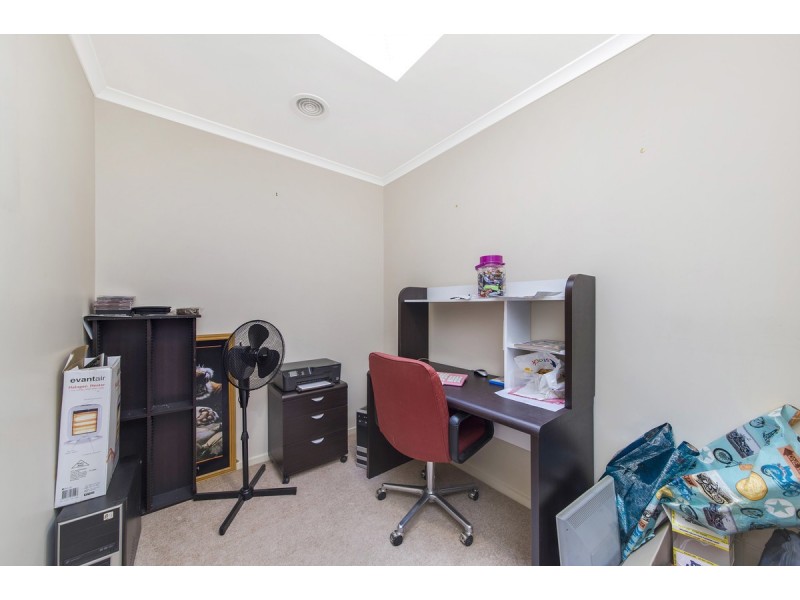 50 Lance Hill Avenue, Dunlop ACT 2615