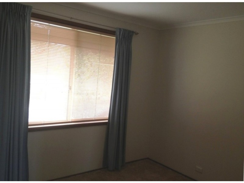 4 Mcarthur Place, Latham ACT 2615