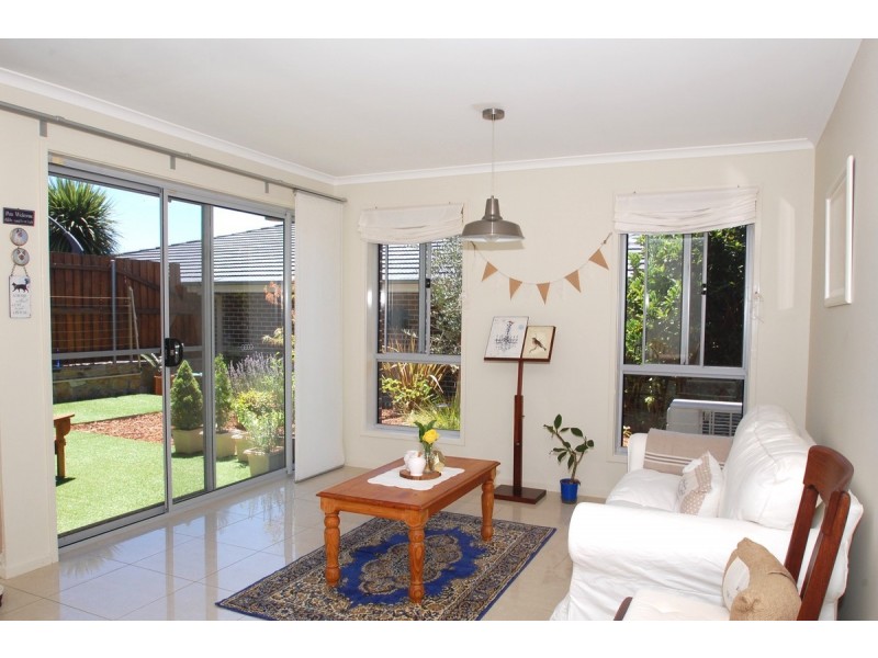 21 Gordon Withnall Crescent, Dunlop ACT 2615