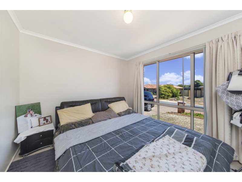 36 Bedourie Street, Dunlop ACT 2615