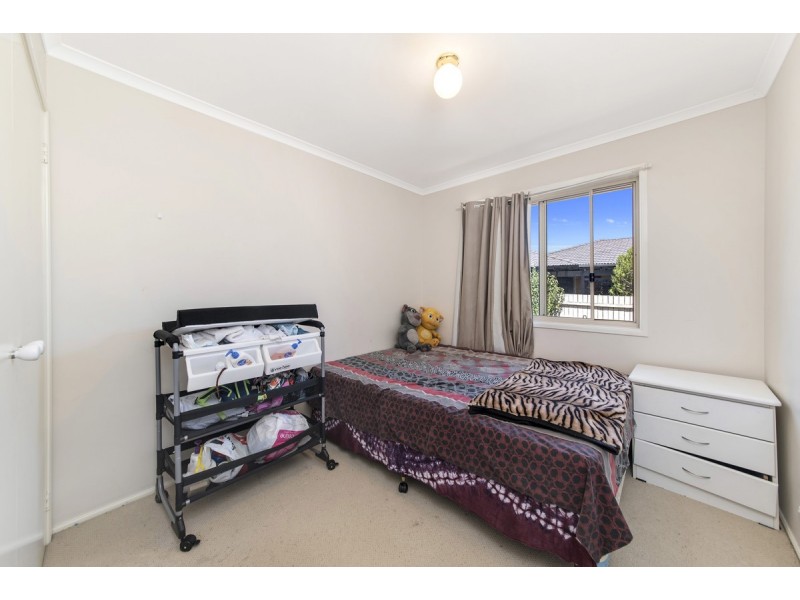 36 Bedourie Street, Dunlop ACT 2615