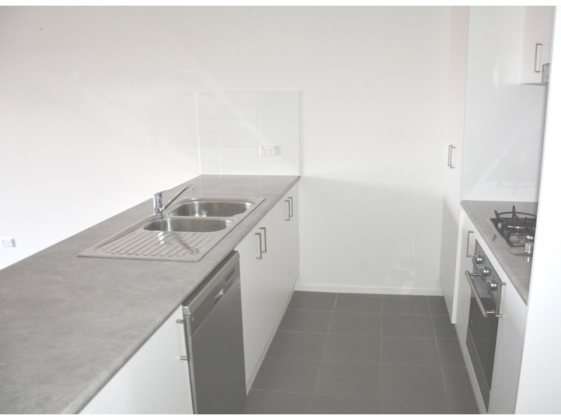 28 Audrey Cahn Street, Macgregor ACT 2615