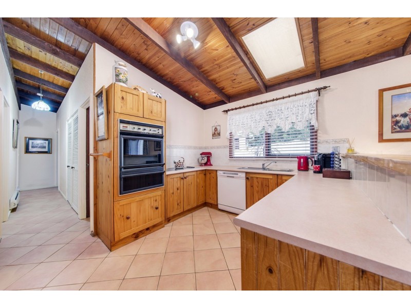 1 Edols Place, Charnwood ACT 2615