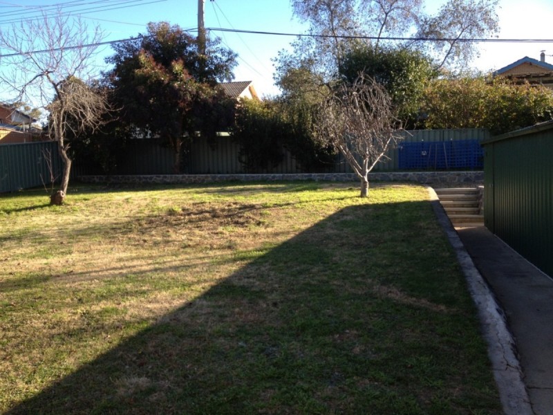 76 O’Loghlen Street, Latham ACT 2615