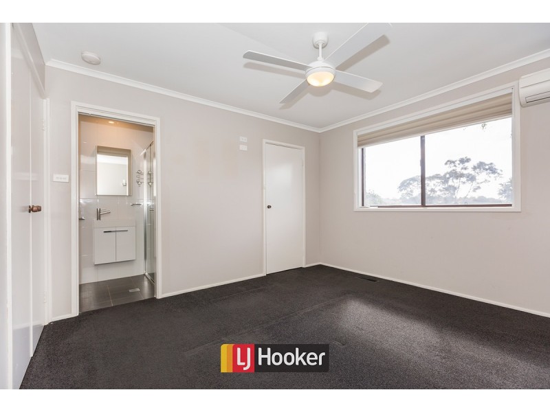 6 Pring Place, Latham ACT 2615