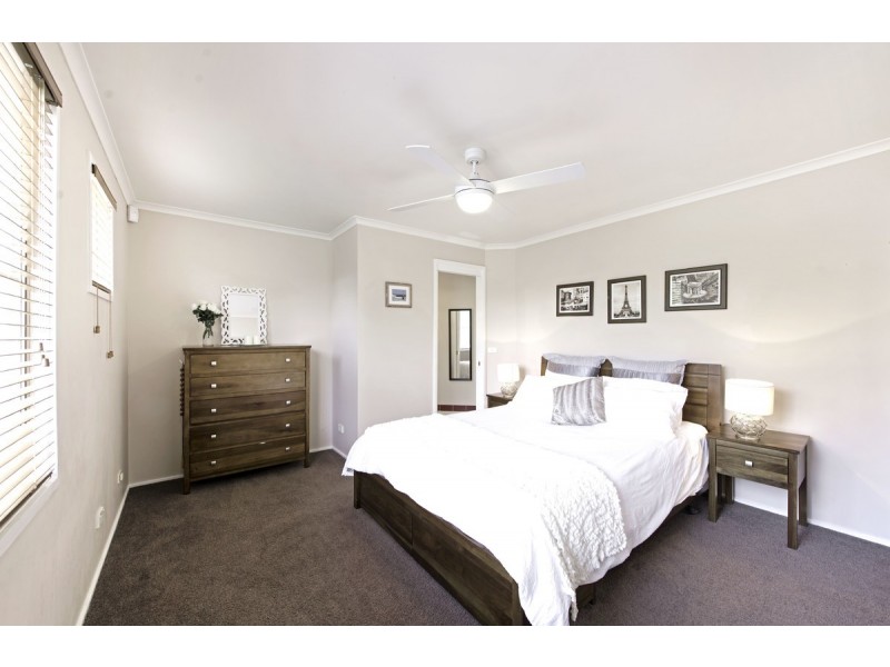 7 Carnall Close, Holt ACT 2615