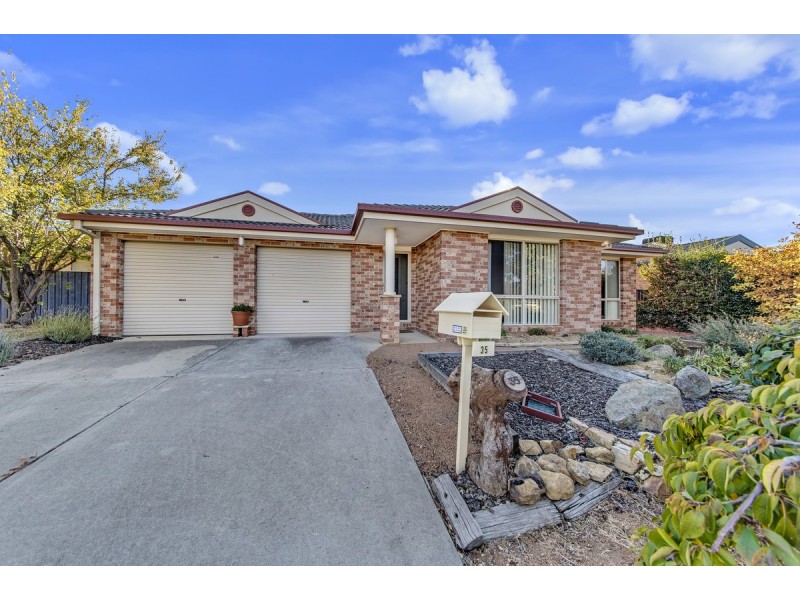 35 Shoobridge Circuit, Dunlop ACT 2615
