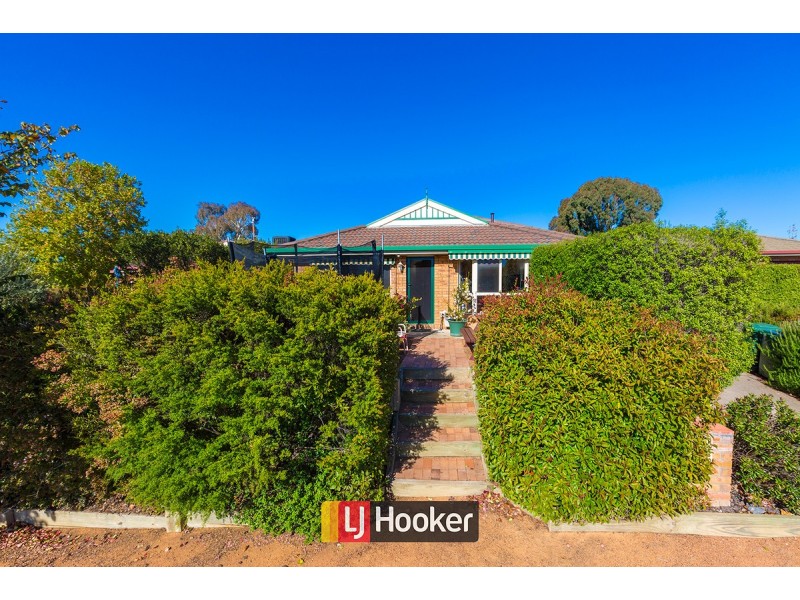 116 Hugh Mckay Crescent, Dunlop ACT 2615