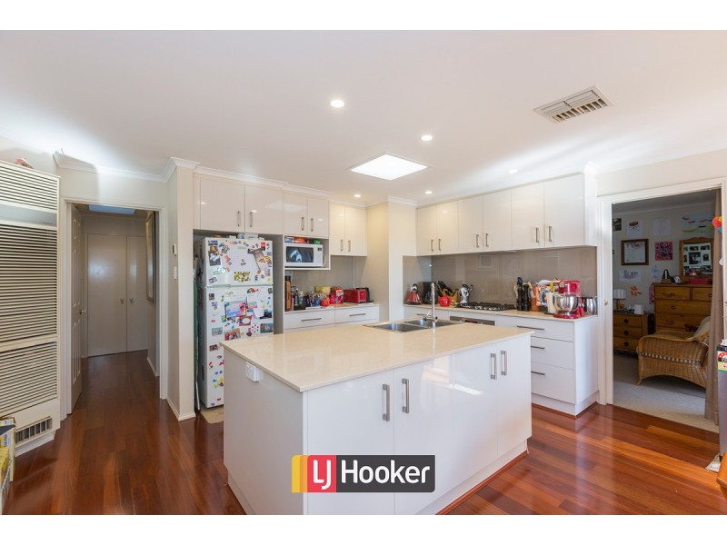 116 Hugh Mckay Crescent, Dunlop ACT 2615