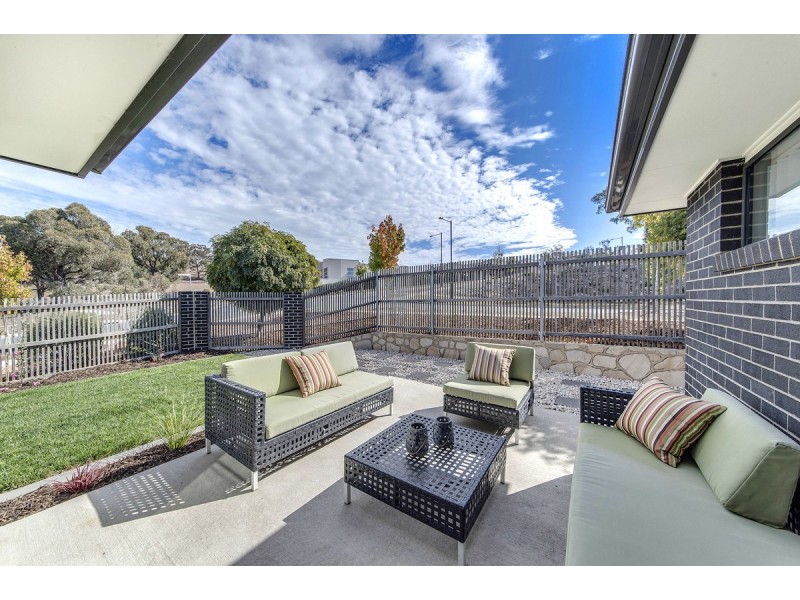 2 Seery Street, Casey ACT 2913