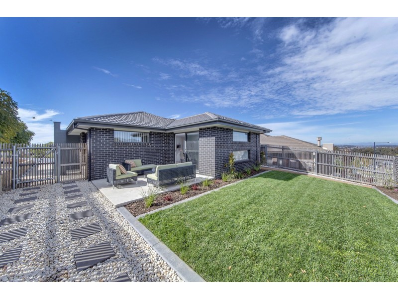 2 Seery Street, Casey ACT 2913