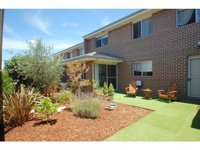 11/21 Gordon Withnall Crescent, Dunlop ACT 2615