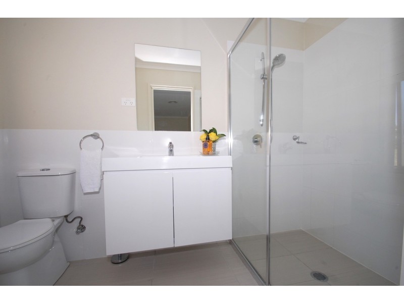 11/21 Gordon Withnall Crescent, Dunlop ACT 2615