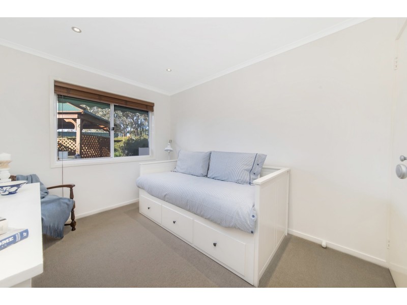 37 Thornhill Crescent, Dunlop ACT 2615