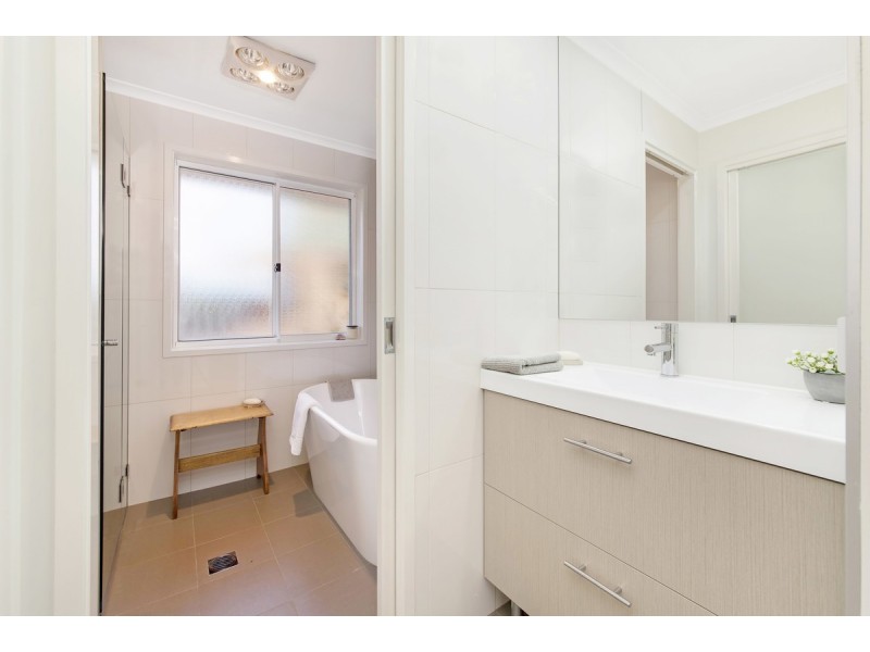 37 Thornhill Crescent, Dunlop ACT 2615