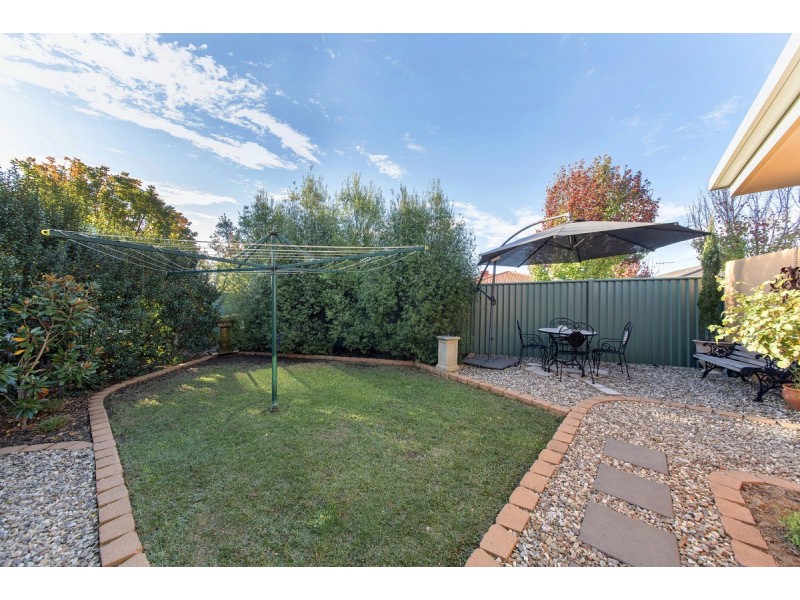 37 Thornhill Crescent, Dunlop ACT 2615