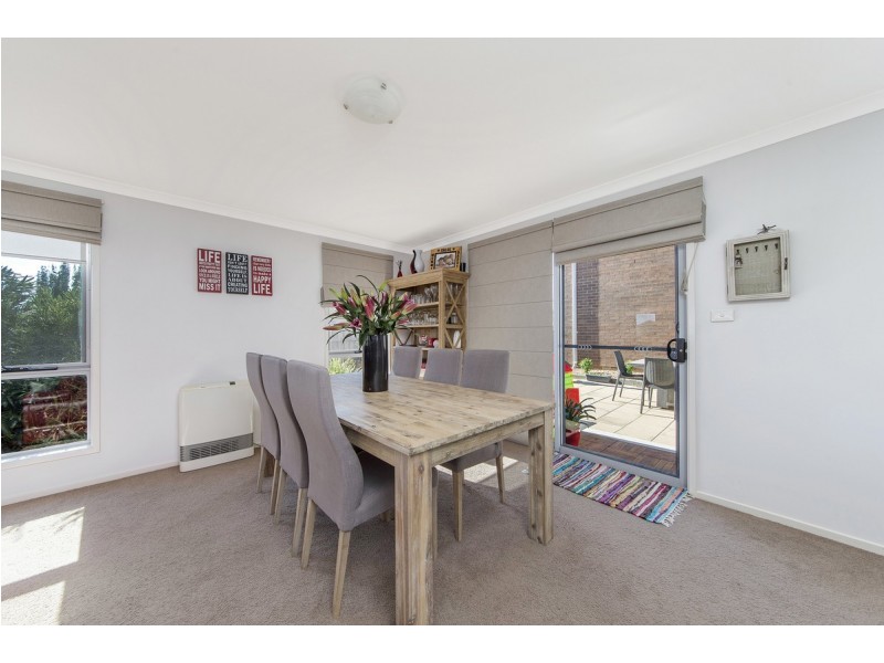 6 Toft Street, Dunlop ACT 2615