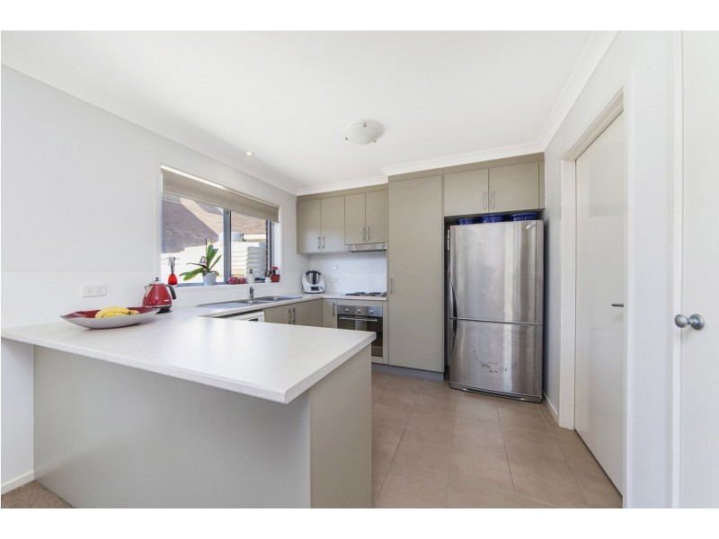 6 Toft Street, Dunlop ACT 2615